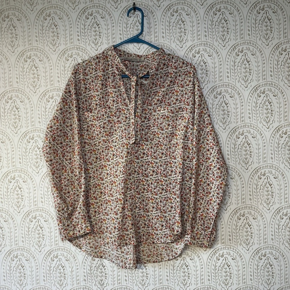 Abercrombie & Fitch Cream Floral Long-Sleeve Blouse